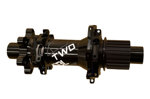 MAZA TRASERA GIANT 28H X 148 12MM MICRO SPLINE 6 PERNOS 12V PARA XCR 1/TRX 1/XCT 1 