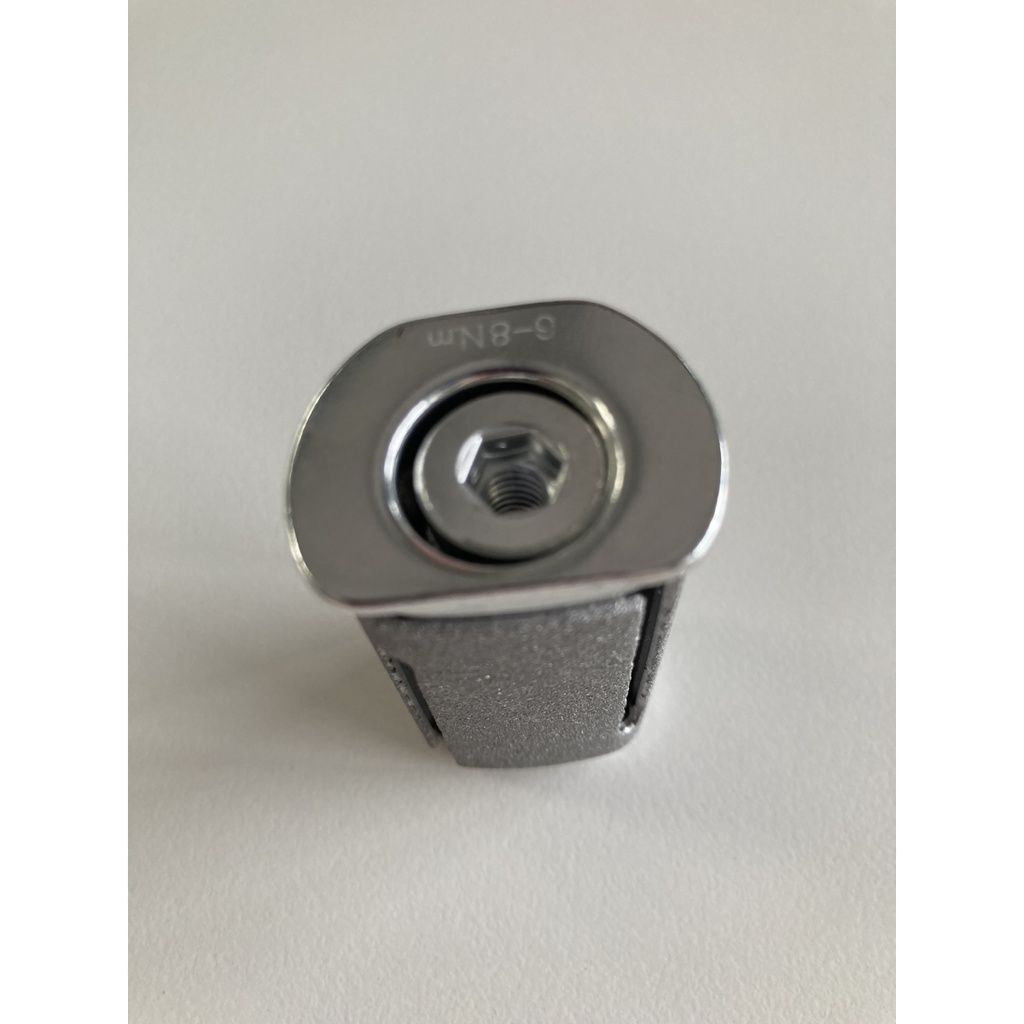 REPUESTO GIANT STAR NUT EXPANSOR DE TUBO DE DIRECCIÓN D-SHAPE